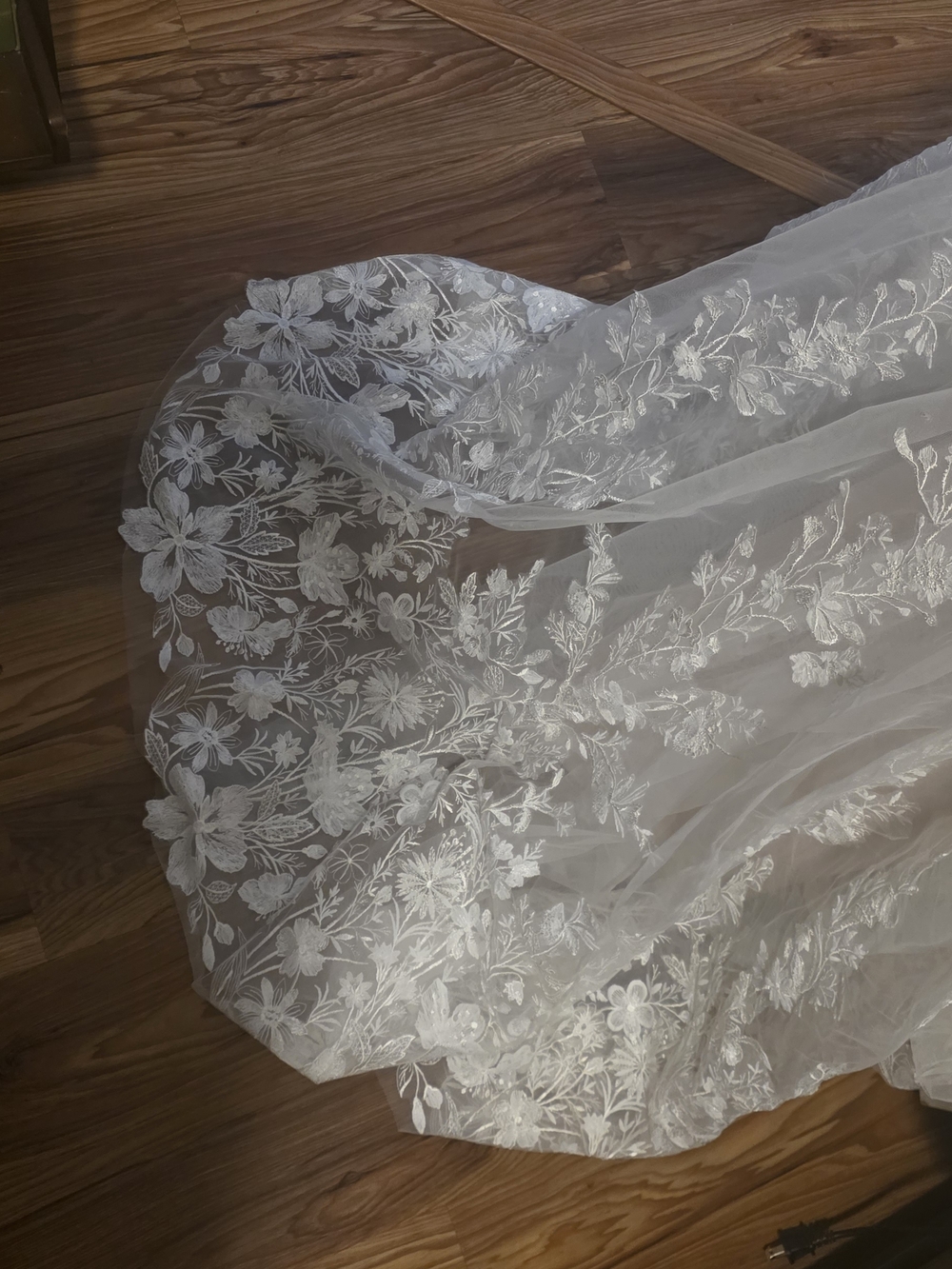 Madi Lane Brielle Gown - Picture 9 of 13